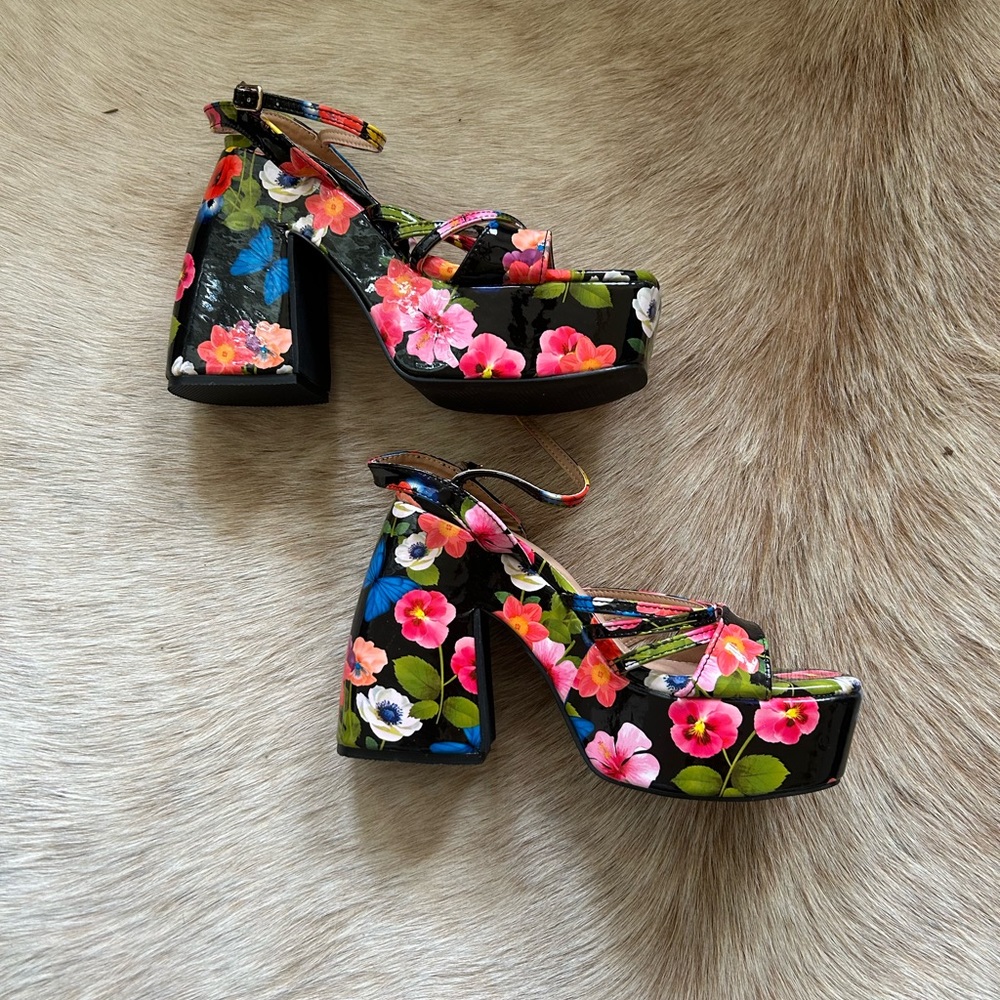 Chunky platform butterfly and flower heels